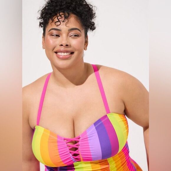 Torrid Wireless Lattice One-Piece Swimsuit in color muted Rainbow NWT in package - Picture 4 of 8